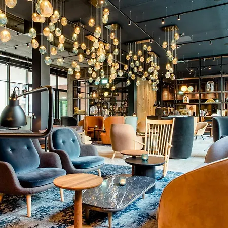 Motel One Hamburg-Fleetinsel-3